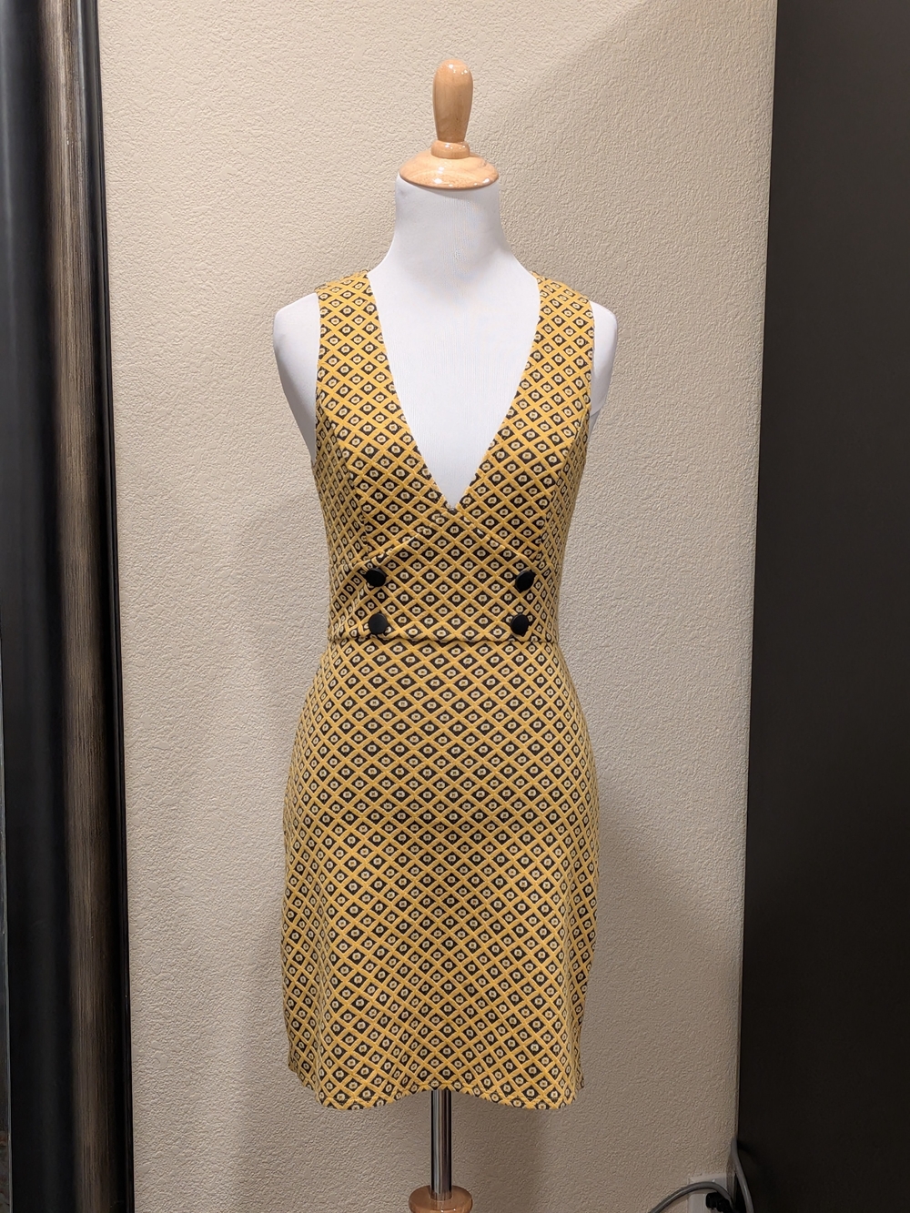 Miss Selfridge Yellow Jacquard Pinny Mini Dress Button Detail Size 2